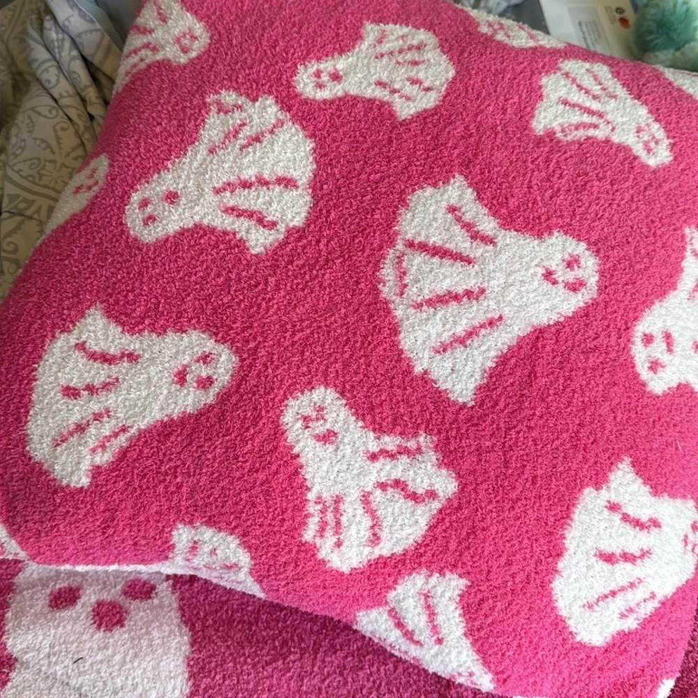 👻2pc Halloween Hot Pink Ghost Pillow Set Large 👻